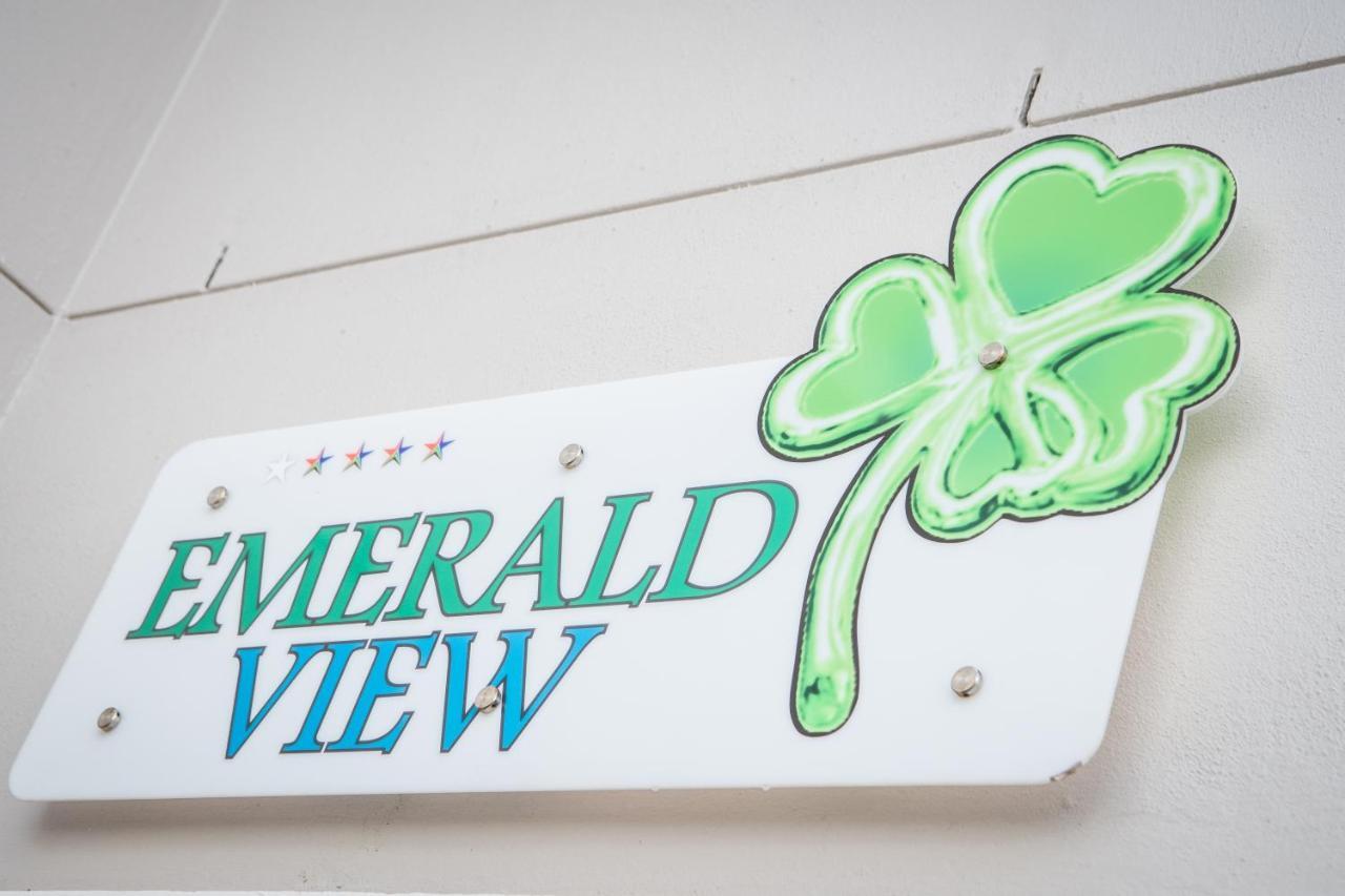 Emerald View, ลางเงอบาน ภายนอก รูปภาพ